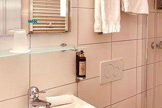 vetrox, glass scratch, glass repair, glass scratch removal, damaged glass, nano, glass protection, safety glass, LSG, glazing, glazed, IG