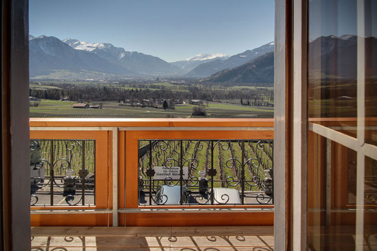 vetrox, glass scratch, glass repair, glass scratch removal, damaged glass, nano, glass protection, safety glass, LSG, glazing, glazed, IG