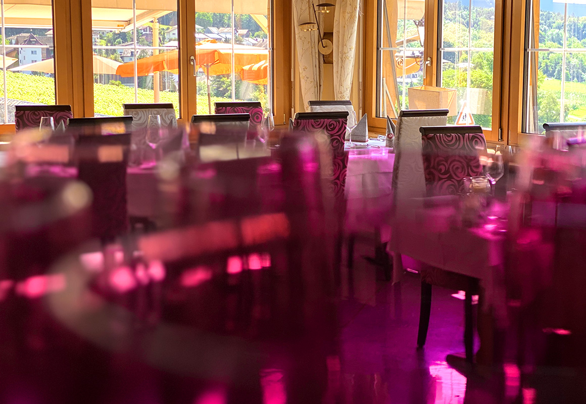 restaurant, bündte, buendte, jenins, Bündner Wein, Panorama, Terrasse, Sonnenterrasse, Bündner Spezializäten, Restaurant Graubünden